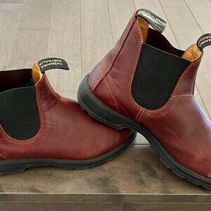 Blundstone 2130 unisex auburn excellent condition